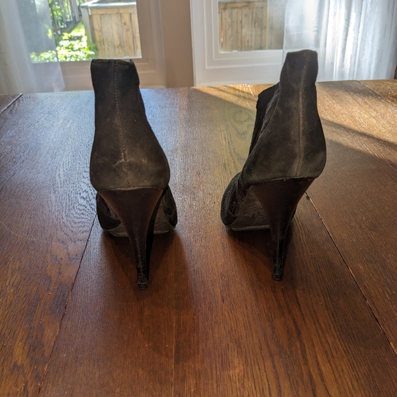 Michael Kors Mesh Booties with Zipper - Picture 2 of 3